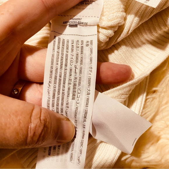 Abercrombie & Fitch Cream long sleeve Ribbed Bodysuit S top - Picture 5 of 5